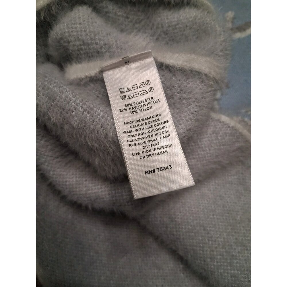 Rachel Zoe Sweater 1X Blue Mountain Snow Winter Soft Pullover Turtle Neck - Picture 9 of 10
